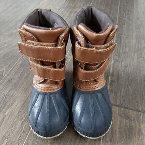 Gap Winter/Fall Boy's Boots sz 7t/8t